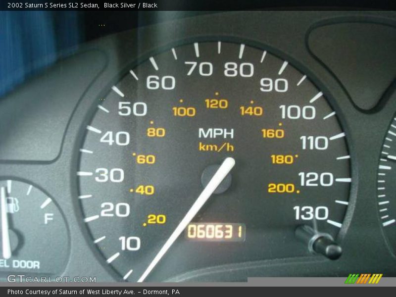 Black Silver / Black 2002 Saturn S Series SL2 Sedan