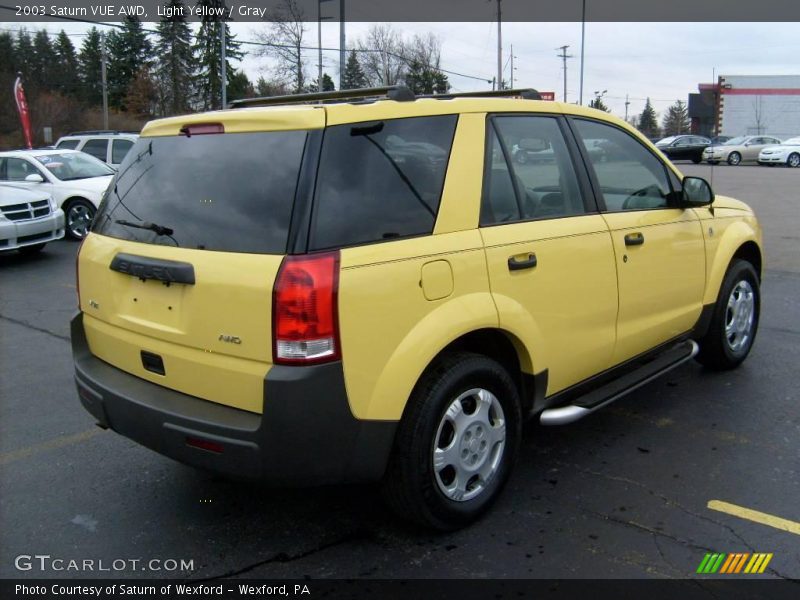 Light Yellow / Gray 2003 Saturn VUE AWD