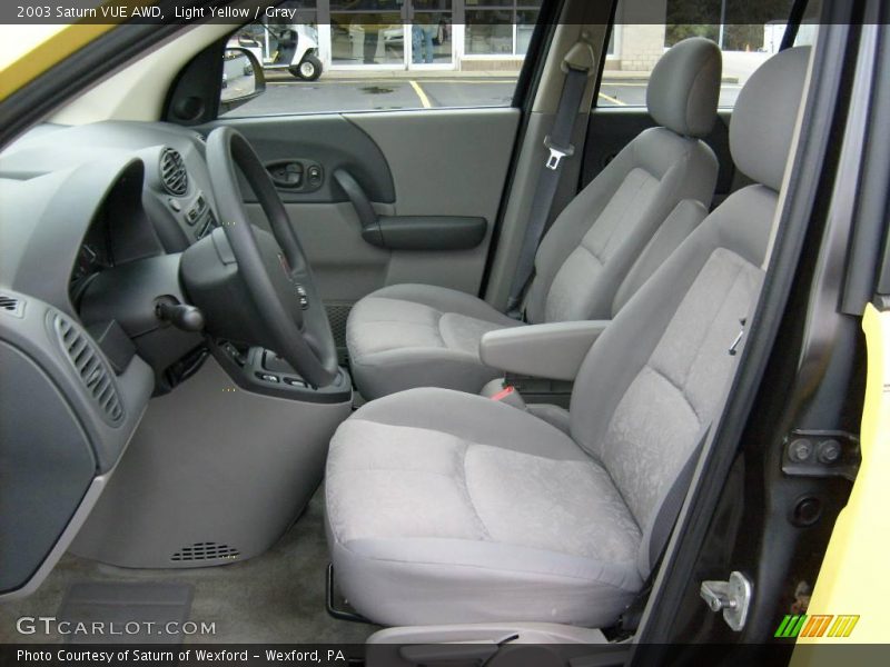 Light Yellow / Gray 2003 Saturn VUE AWD