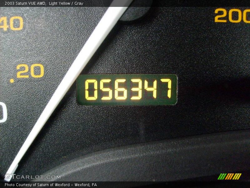 Light Yellow / Gray 2003 Saturn VUE AWD