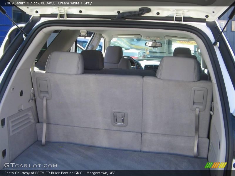 Cream White / Gray 2009 Saturn Outlook XE AWD