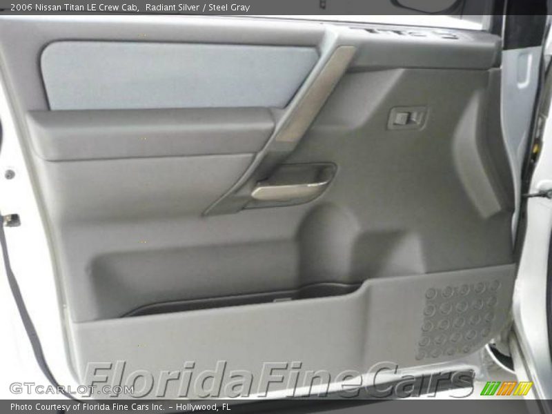 Radiant Silver / Steel Gray 2006 Nissan Titan LE Crew Cab