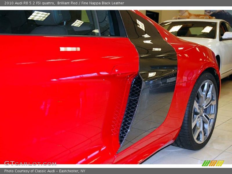 Brilliant Red / Fine Nappa Black Leather 2010 Audi R8 5.2 FSI quattro