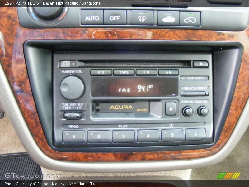Desert Mist Metallic / Sandstone 1997 Acura TL 2.5