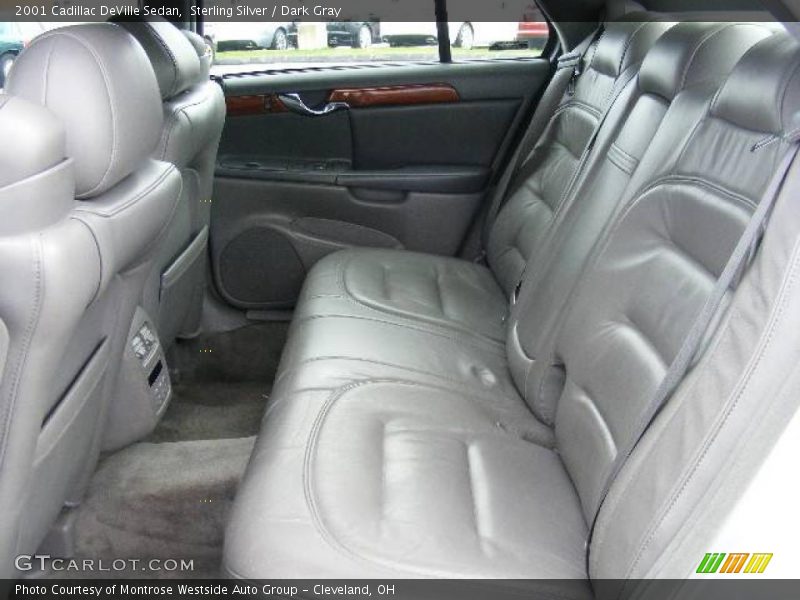 Sterling Silver / Dark Gray 2001 Cadillac DeVille Sedan