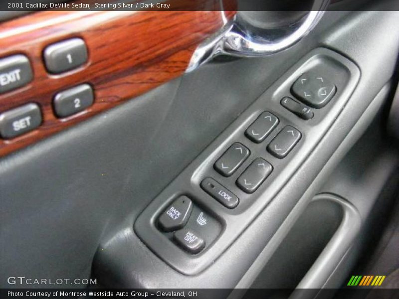 Sterling Silver / Dark Gray 2001 Cadillac DeVille Sedan