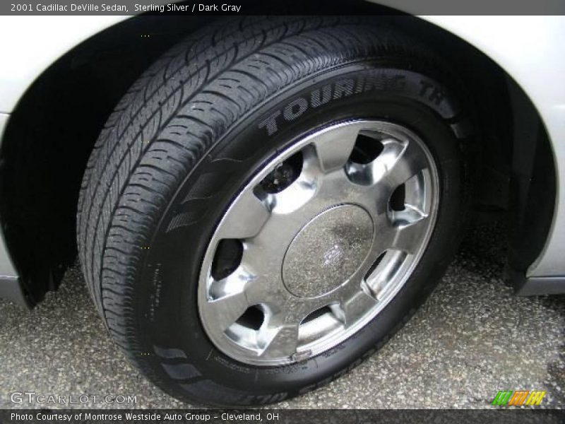 Sterling Silver / Dark Gray 2001 Cadillac DeVille Sedan