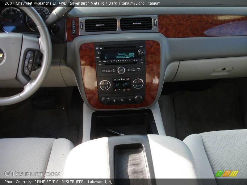 Silver Birch Metallic / Dark Titanium/Light Titanium 2007 Chevrolet Avalanche LT 4WD