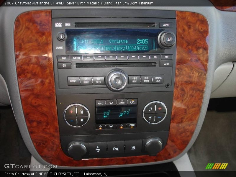 Silver Birch Metallic / Dark Titanium/Light Titanium 2007 Chevrolet Avalanche LT 4WD