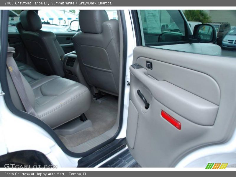 Summit White / Gray/Dark Charcoal 2005 Chevrolet Tahoe LT