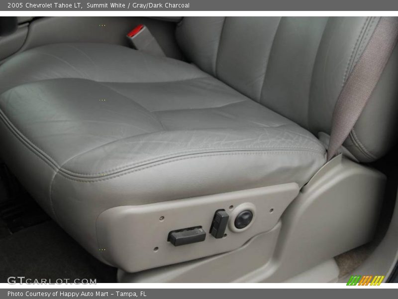 Summit White / Gray/Dark Charcoal 2005 Chevrolet Tahoe LT