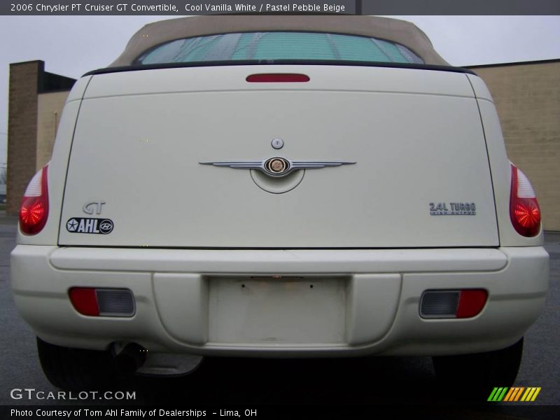 Cool Vanilla White / Pastel Pebble Beige 2006 Chrysler PT Cruiser GT Convertible
