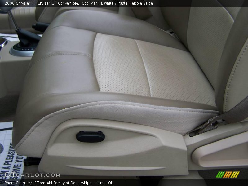 Cool Vanilla White / Pastel Pebble Beige 2006 Chrysler PT Cruiser GT Convertible