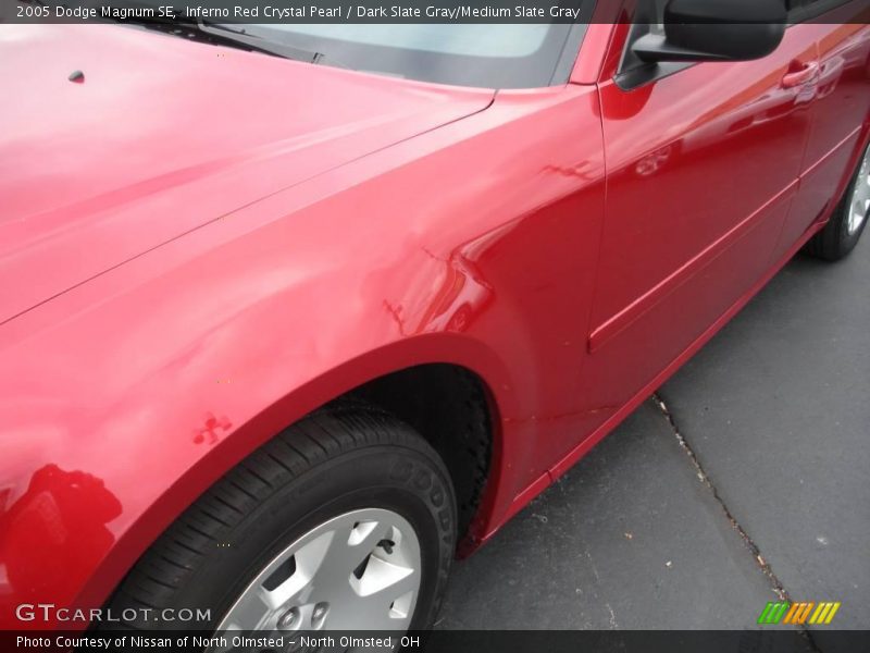 Inferno Red Crystal Pearl / Dark Slate Gray/Medium Slate Gray 2005 Dodge Magnum SE