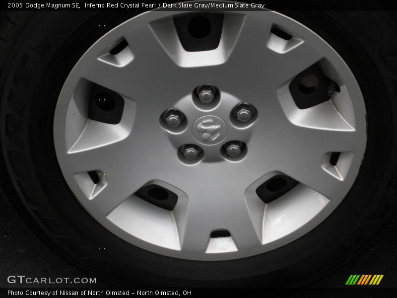 Inferno Red Crystal Pearl / Dark Slate Gray/Medium Slate Gray 2005 Dodge Magnum SE