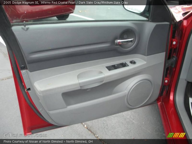 Inferno Red Crystal Pearl / Dark Slate Gray/Medium Slate Gray 2005 Dodge Magnum SE