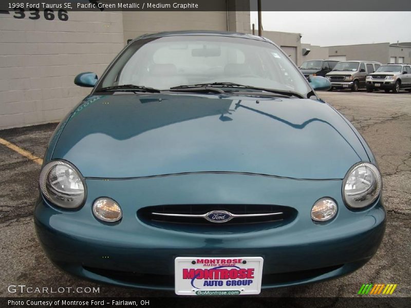 Pacific Green Metallic / Medium Graphite 1998 Ford Taurus SE