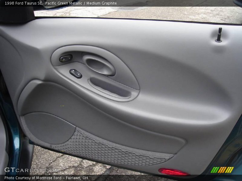 Pacific Green Metallic / Medium Graphite 1998 Ford Taurus SE