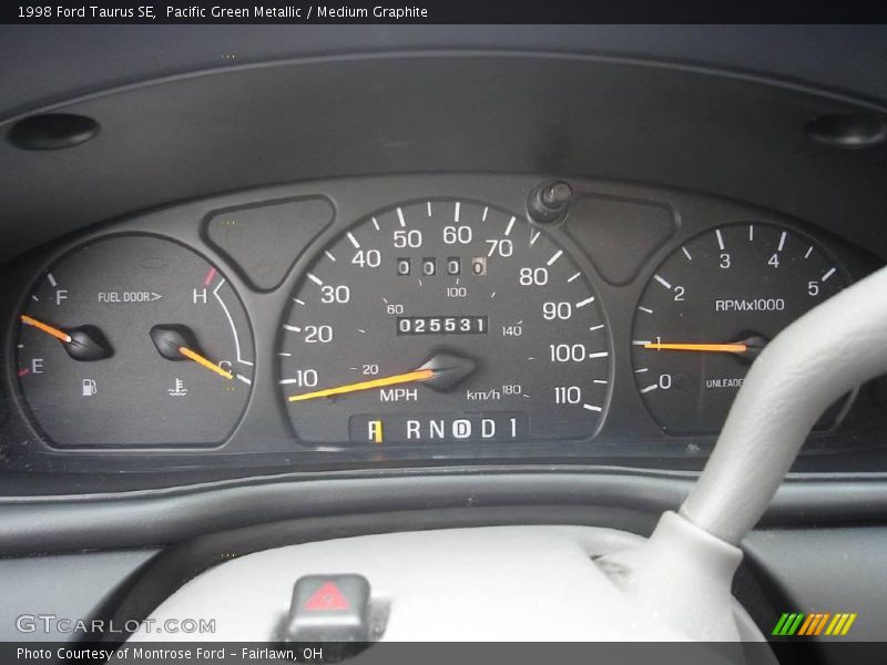 Pacific Green Metallic / Medium Graphite 1998 Ford Taurus SE