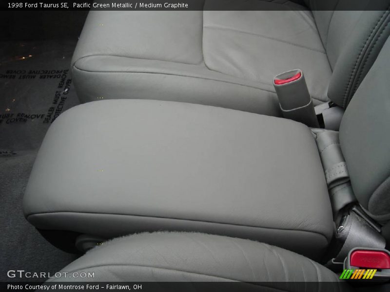 Pacific Green Metallic / Medium Graphite 1998 Ford Taurus SE
