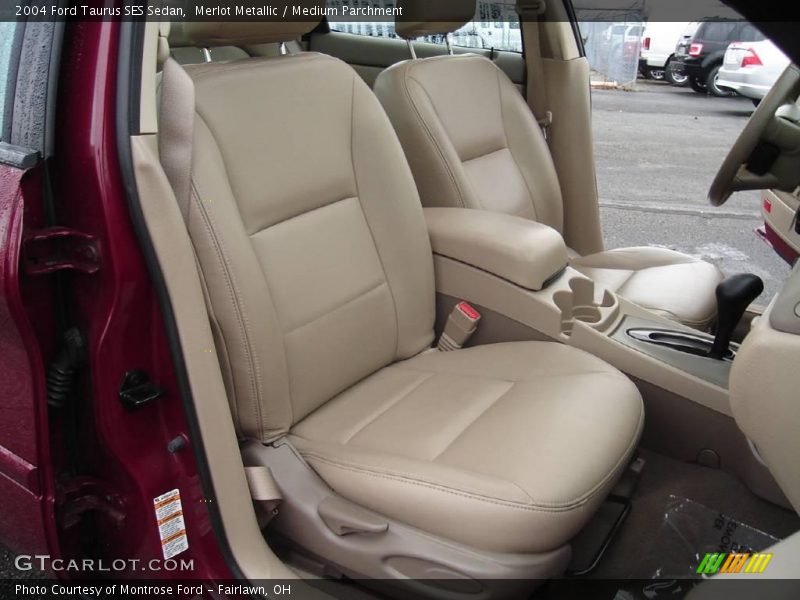 Merlot Metallic / Medium Parchment 2004 Ford Taurus SES Sedan