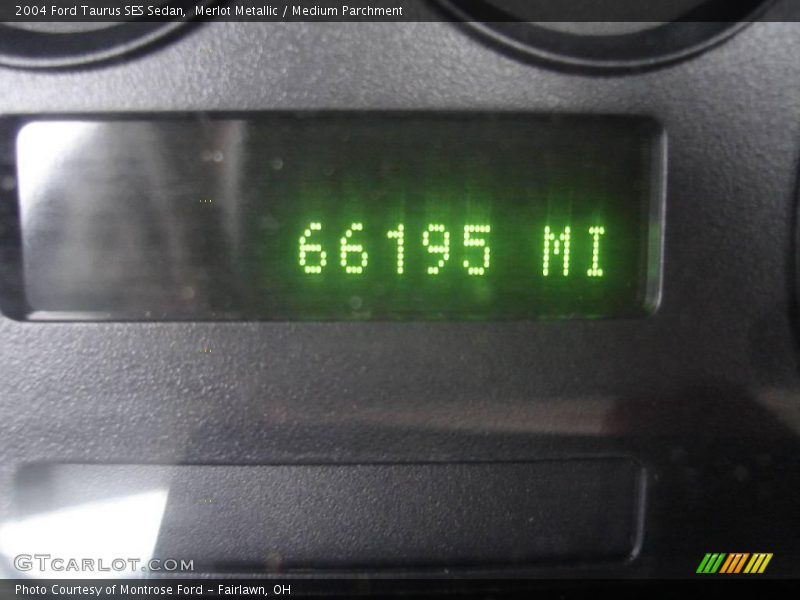 Merlot Metallic / Medium Parchment 2004 Ford Taurus SES Sedan