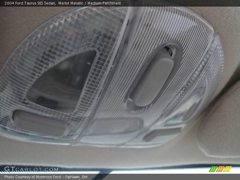 Merlot Metallic / Medium Parchment 2004 Ford Taurus SES Sedan