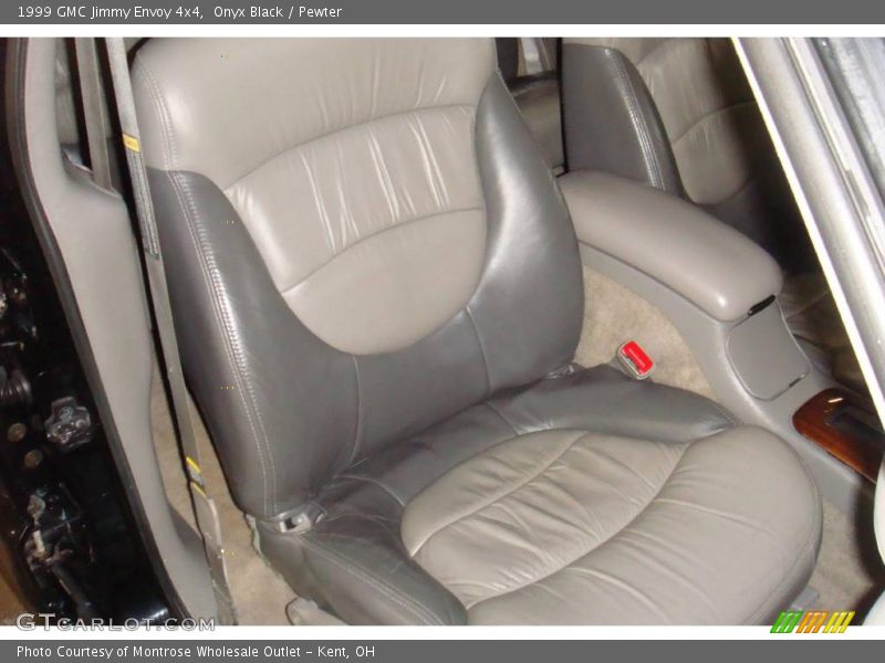 Onyx Black / Pewter 1999 GMC Jimmy Envoy 4x4