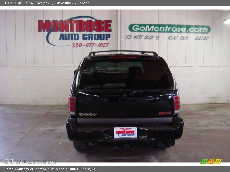 Onyx Black / Pewter 1999 GMC Jimmy Envoy 4x4