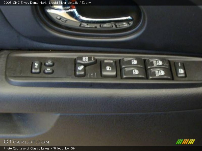 Liquid Silver Metallic / Ebony 2005 GMC Envoy Denali 4x4