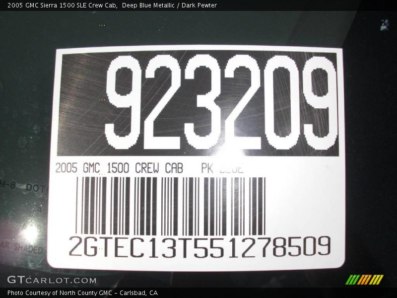 Deep Blue Metallic / Dark Pewter 2005 GMC Sierra 1500 SLE Crew Cab