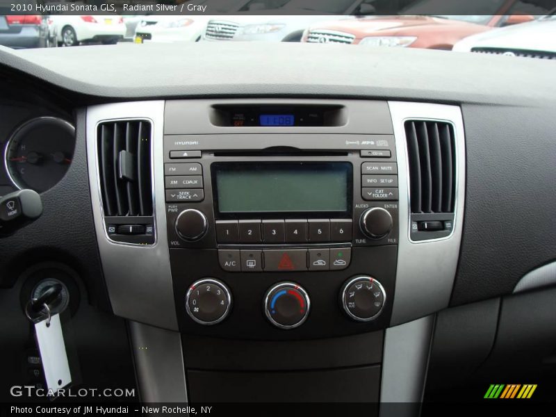 Radiant Silver / Gray 2010 Hyundai Sonata GLS