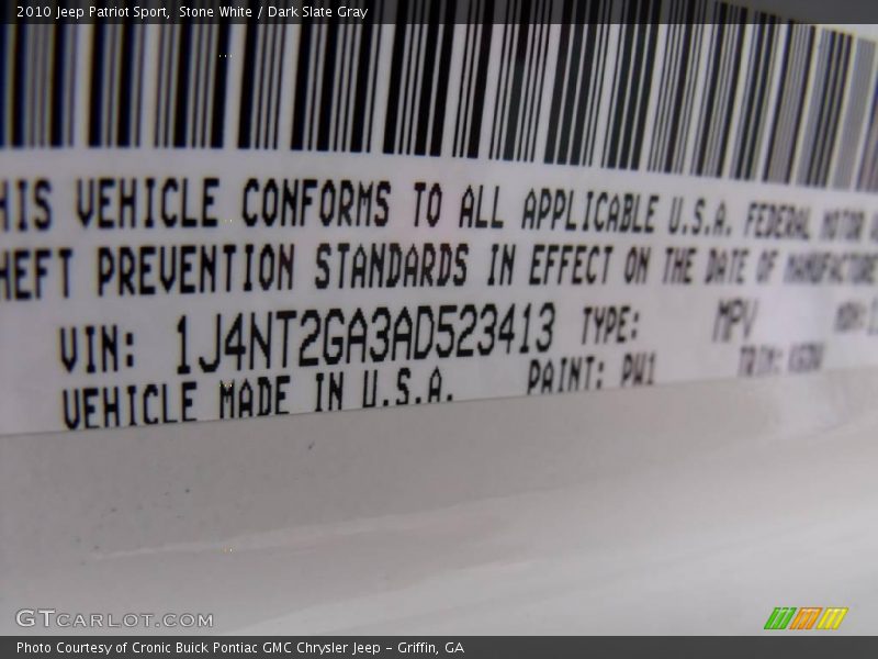 Stone White / Dark Slate Gray 2010 Jeep Patriot Sport