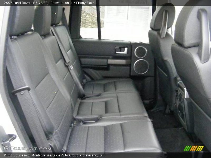 Chawton White / Ebony Black 2007 Land Rover LR3 V8 SE