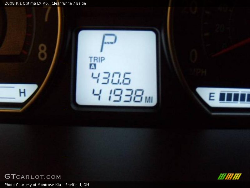Clear White / Beige 2008 Kia Optima LX V6