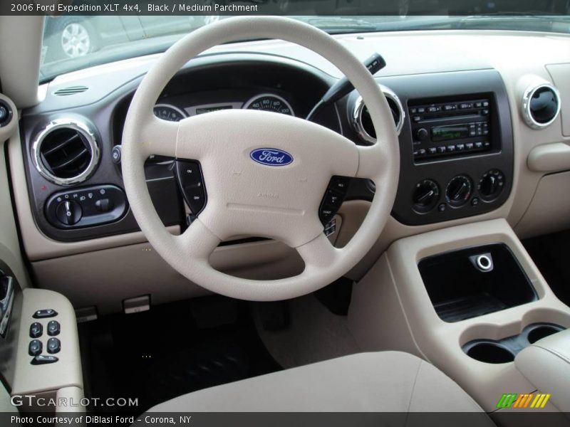 Black / Medium Parchment 2006 Ford Expedition XLT 4x4