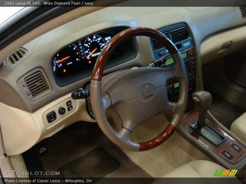 White Diamond Pearl / Ivory 2001 Lexus ES 300