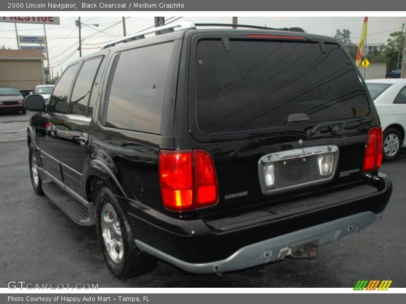 Black Clearcoat / Medium Graphite 2000 Lincoln Navigator