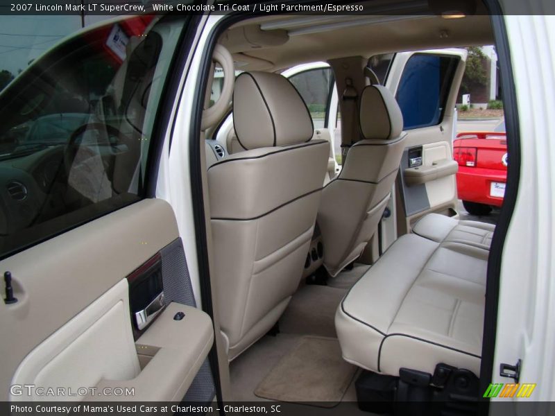 White Chocolate Tri Coat / Light Parchment/Espresso 2007 Lincoln Mark LT SuperCrew