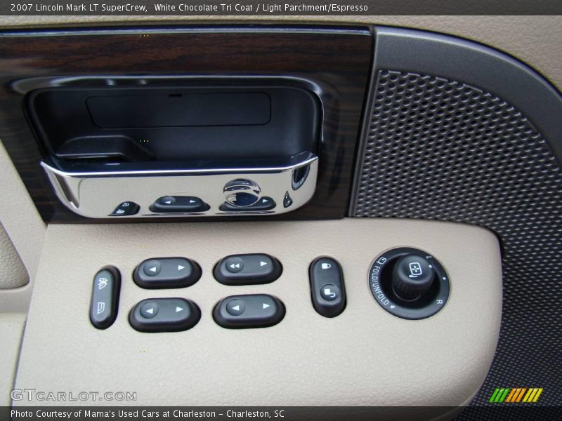 White Chocolate Tri Coat / Light Parchment/Espresso 2007 Lincoln Mark LT SuperCrew