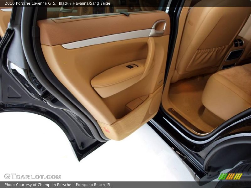 Black / Havanna/Sand Beige 2010 Porsche Cayenne GTS