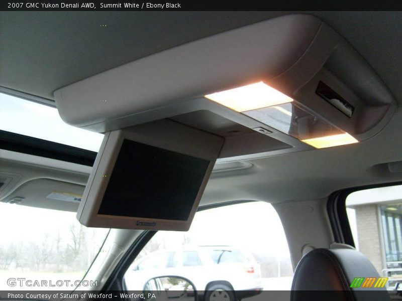 Summit White / Ebony Black 2007 GMC Yukon Denali AWD
