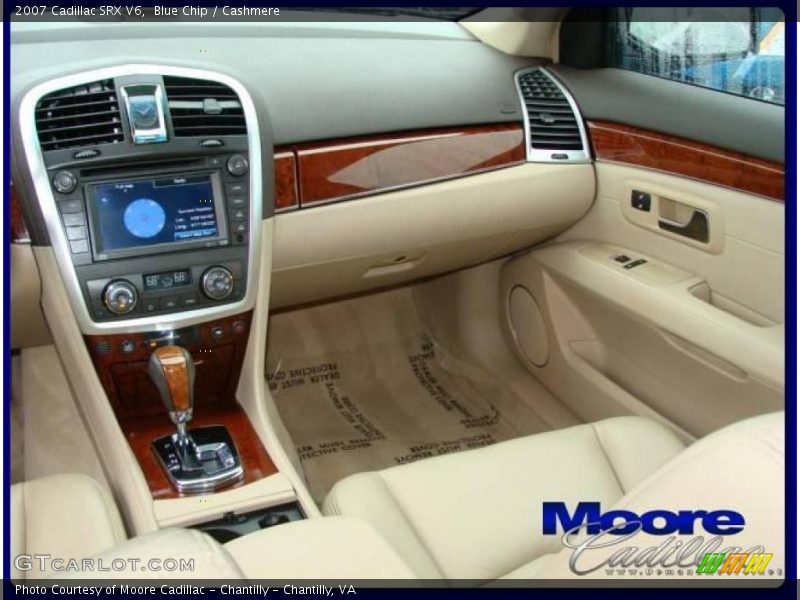 Blue Chip / Cashmere 2007 Cadillac SRX V6