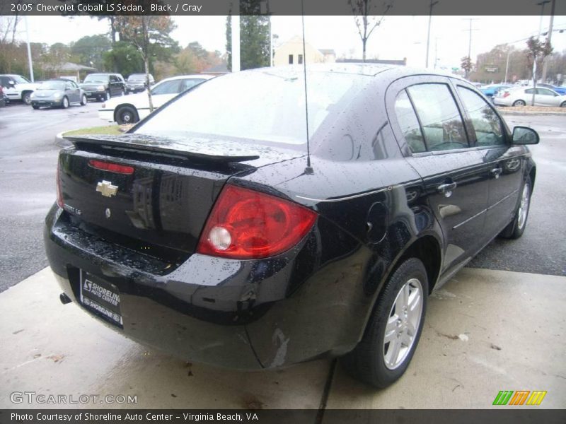 Black / Gray 2005 Chevrolet Cobalt LS Sedan