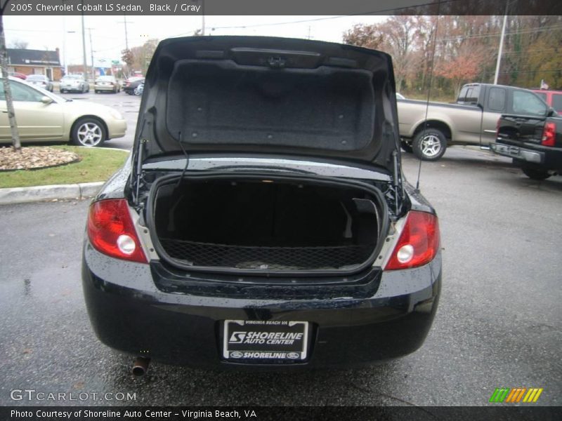 Black / Gray 2005 Chevrolet Cobalt LS Sedan