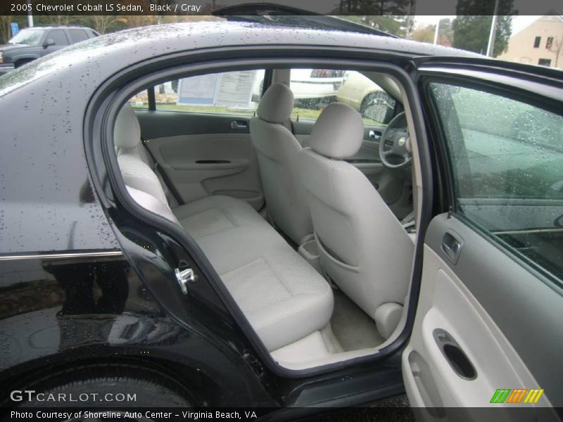 Black / Gray 2005 Chevrolet Cobalt LS Sedan