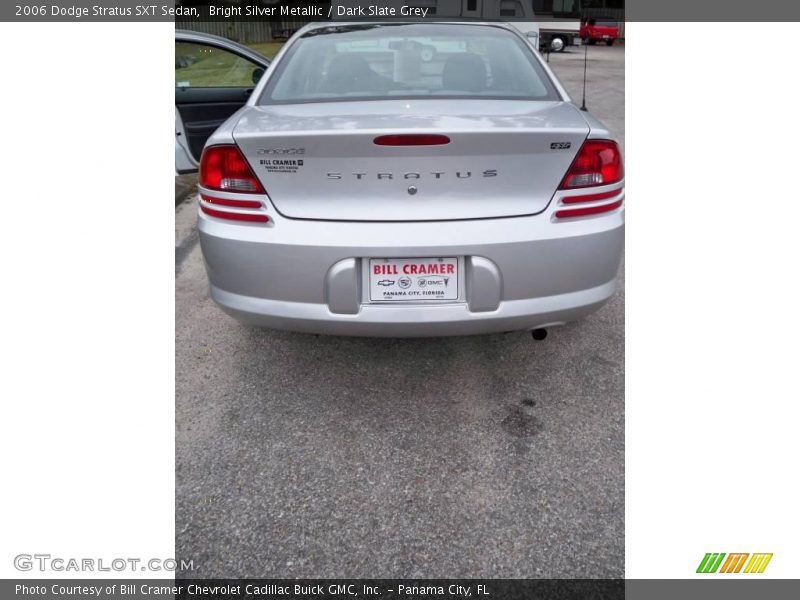 Bright Silver Metallic / Dark Slate Grey 2006 Dodge Stratus SXT Sedan