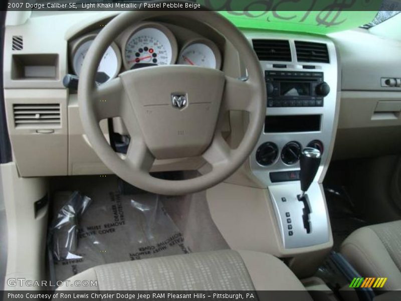 Light Khaki Metallic / Pastel Pebble Beige 2007 Dodge Caliber SE