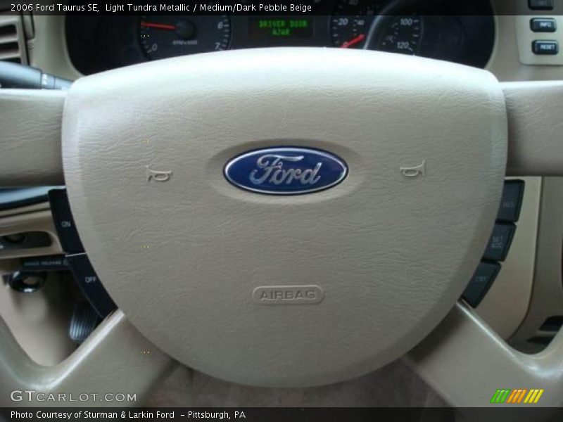 Light Tundra Metallic / Medium/Dark Pebble Beige 2006 Ford Taurus SE