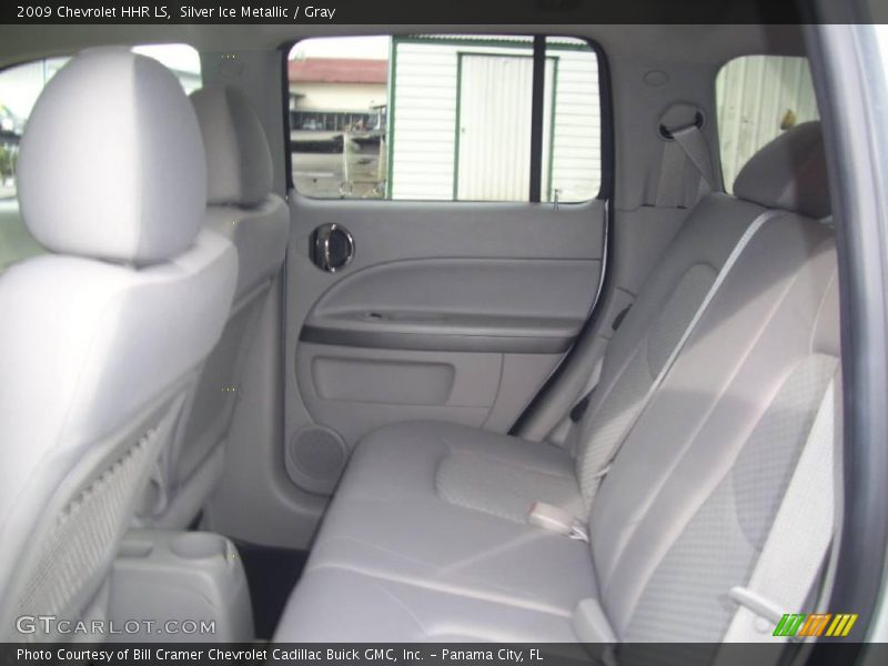 Silver Ice Metallic / Gray 2009 Chevrolet HHR LS